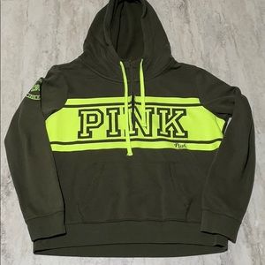 Dark green 1/4 zip hoodie